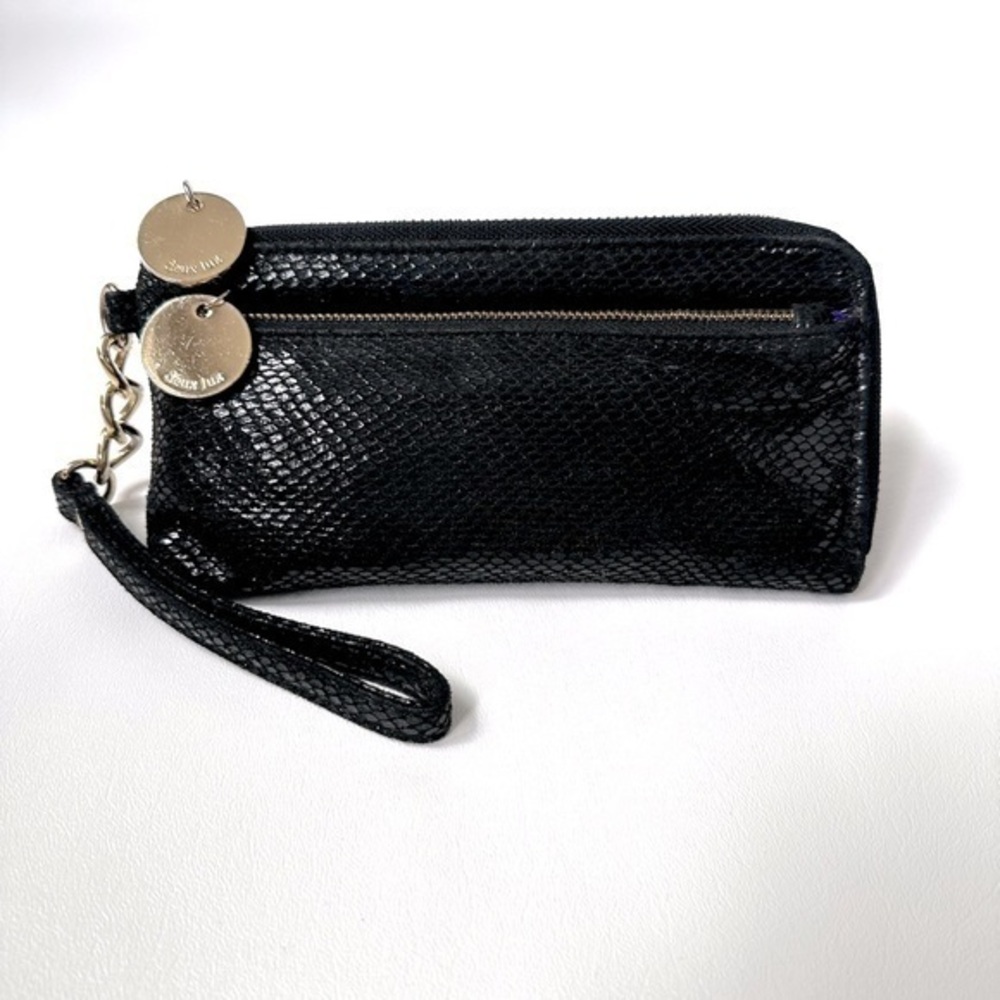 Deux‎ Lux Black Sparkle Wristlet